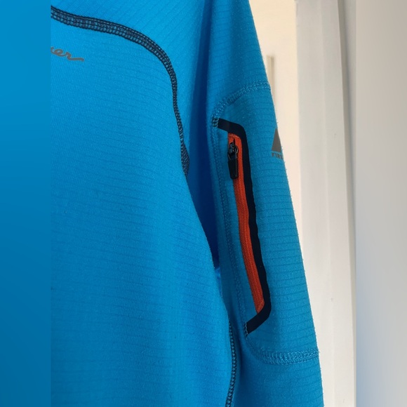 Eddie Bauer Grid Fleece - Picture 2 of 8